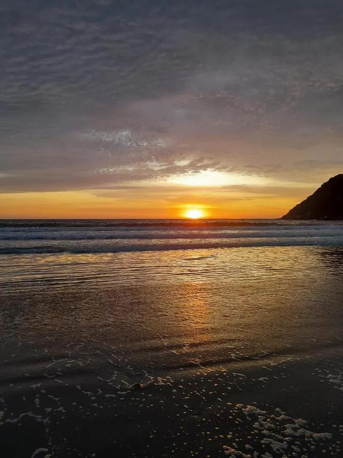 Casa Frente Pro Mar No Paraiso Praia Matadeiro Florianopolis